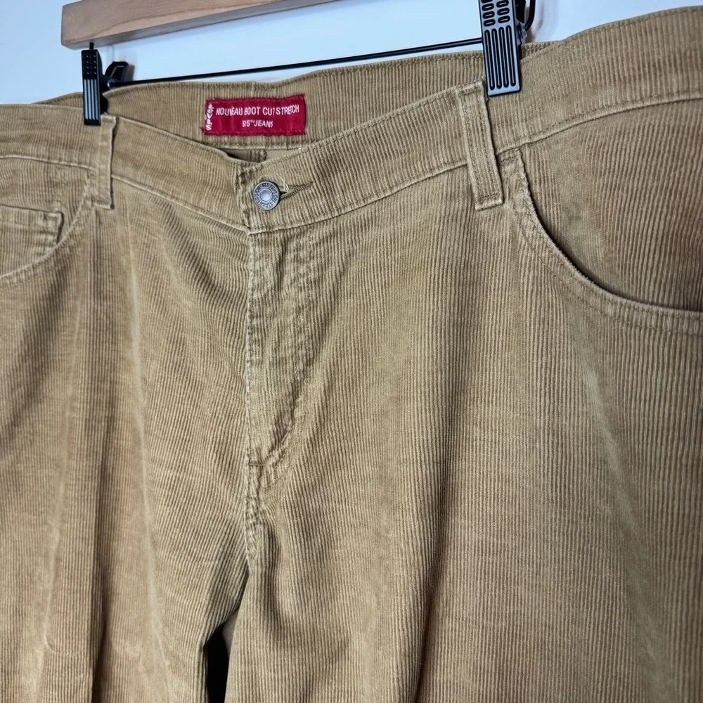 Levi's Bootcut 515 Jeans